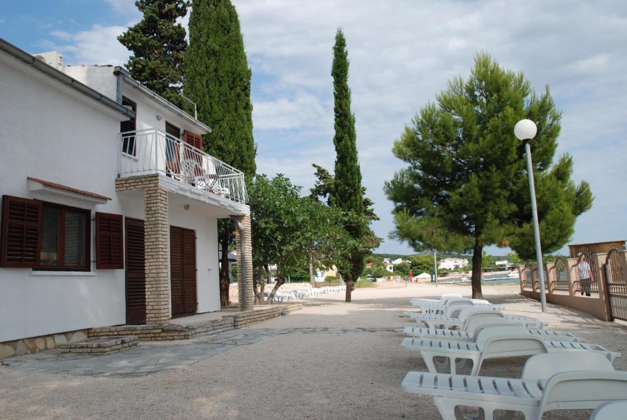 5 Meters From The Sea With Private Beach - 70M2 Colibri Sunset Apartments Sveti Petar  Exterior photo